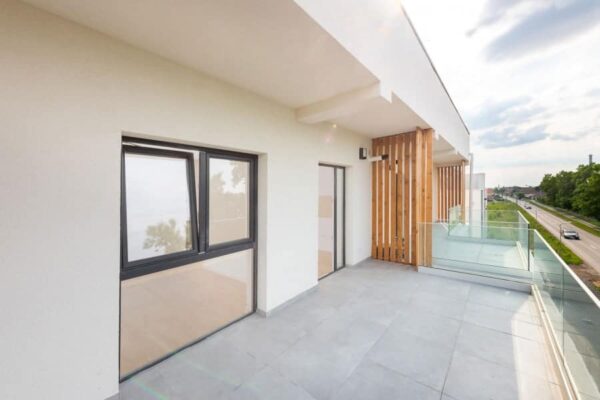 apartament cu 3 camere in Chisoda