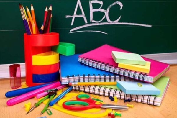 Cu rechizitele scolare potrivite, „seriozitatea vietii” devine si distractiva