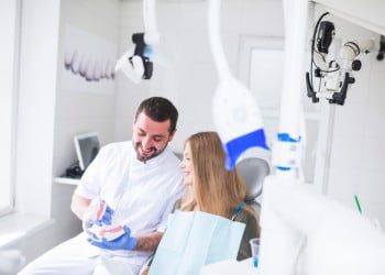 implant dentar