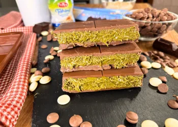 Ciocolata Dubai cu Fistic